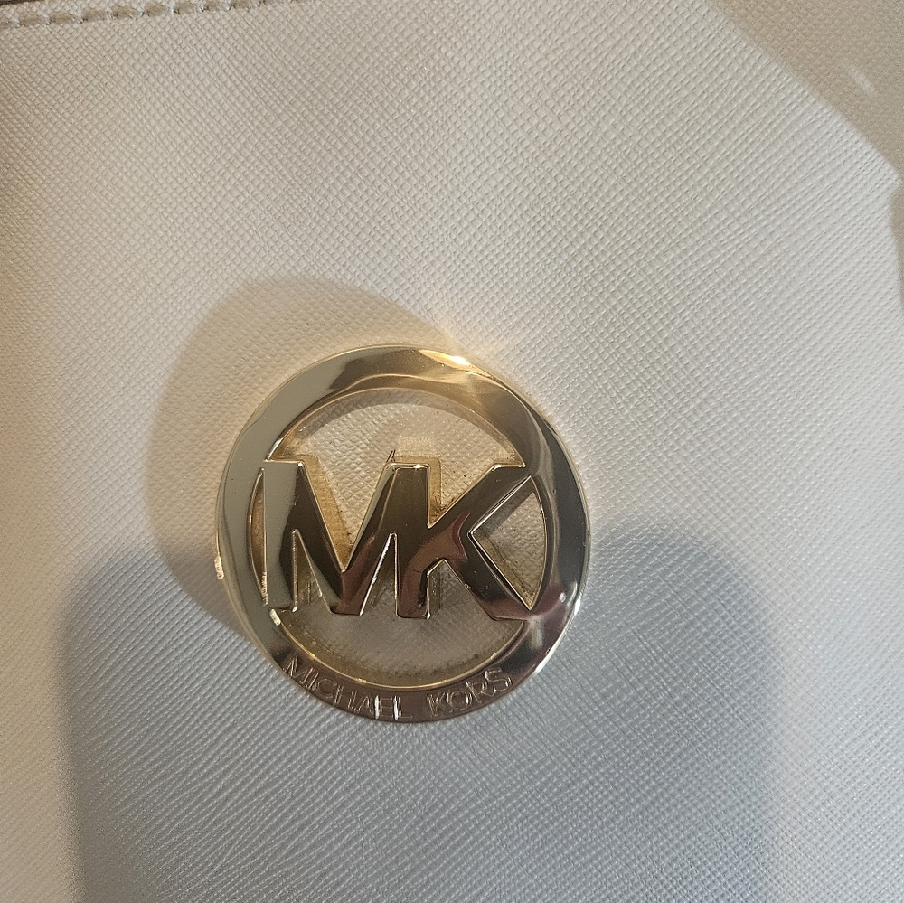 Michael Kors White Jet Set Tote